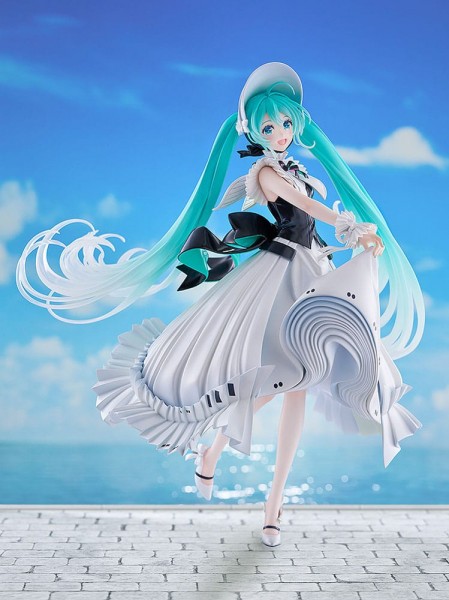 Character Vocal Series 01: - Hatsune Miku Statue / Symphony: 2023 Version: Good Smile Company